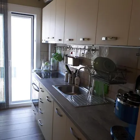 Lucy's Adorable First Line Beachfront *