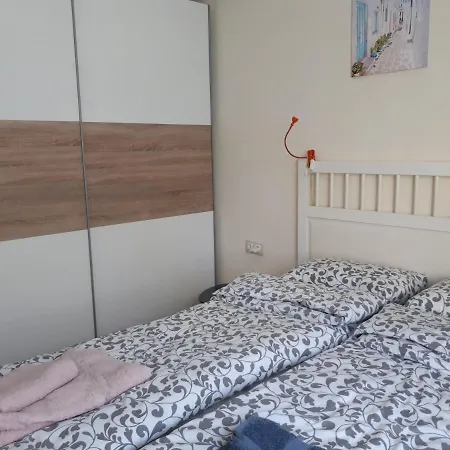 Lucy's Adorable First Line Beachfront Casa vacanze *