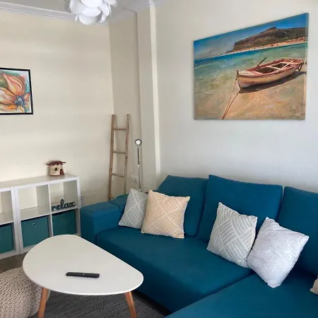 Lucy's Adorable First Line Beachfront Casa vacanze Kavala